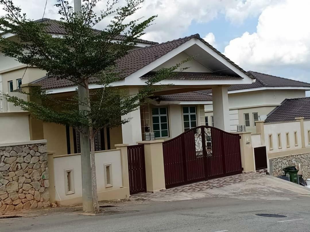 Gambang Homestay Banglomuslim 关丹 外观 照片